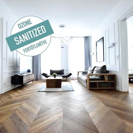 Luxury Apartment By Hi5 - Szervita Suite بودابست المظهر الخارجي الصورة