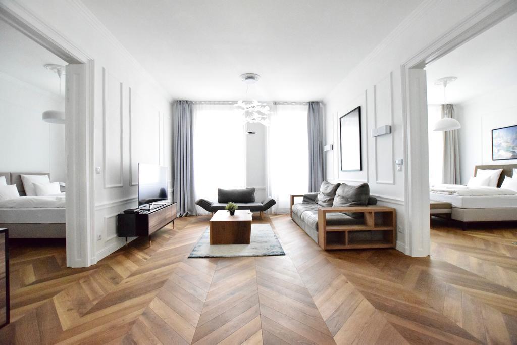 Luxury Apartment By Hi5 - Szervita Suite بودابست المظهر الخارجي الصورة