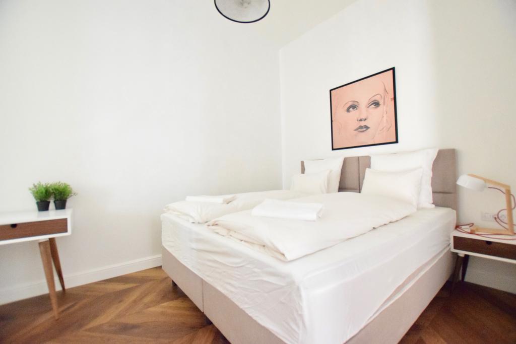 Luxury Apartment By Hi5 - Szervita Suite بودابست المظهر الخارجي الصورة