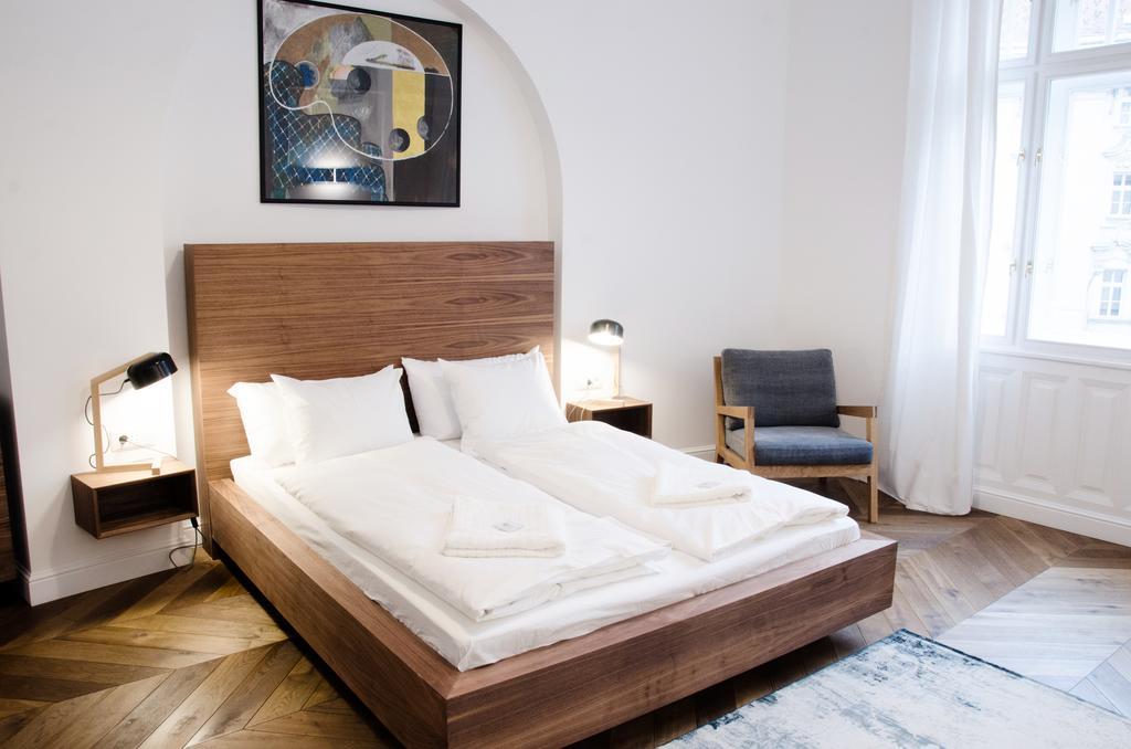 Luxury Apartment By Hi5 - Szervita Suite بودابست المظهر الخارجي الصورة
